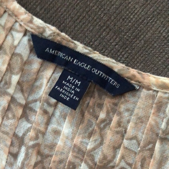 American Eagle beige sleeveless tassel top. Medium - Picture 4 of 6